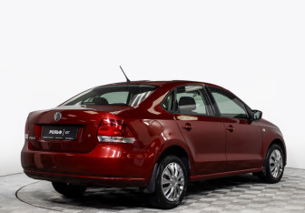 Подержанный автомобиль Volkswagen Polo Sedan 2013 года (5 фото)