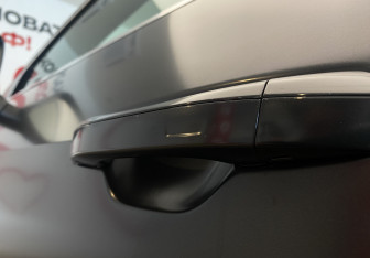 Подержанный автомобиль Audi A7 2021 года (15 фото)