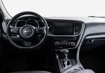 Подержанный автомобиль Kia Optima Sedan 2014 года (8 фото)