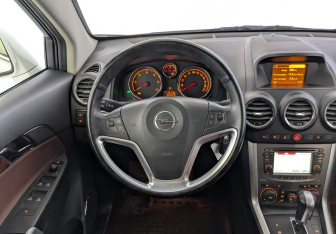 Подержанный автомобиль Opel Antara 2014 года (22 фото)