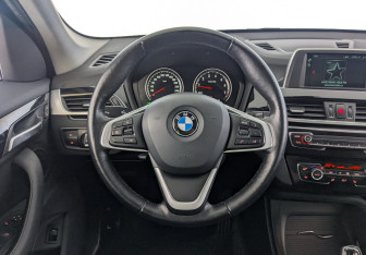 Подержанный автомобиль BMW X1 2018 года (24 фото)