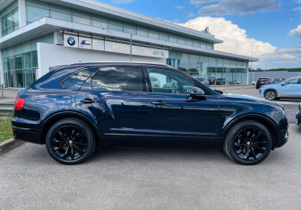 Подержанный автомобиль Bentley Bentayga 2018 года (4 фото)