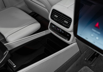 Новый Mercedes-Benz Maybach GLS 2026 (25 фото)