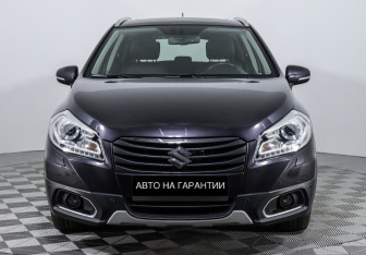 Подержанный автомобиль Suzuki SX4 Hatchback 2014 года (2 фото)
