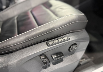 Подержанный автомобиль Volkswagen Tiguan 2019 года (18 фото)