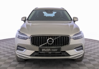 Подержанный автомобиль Volvo XC60 2021 года (2 фото)
