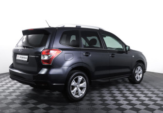Подержанный автомобиль Subaru Forester Suv 2013 года (5 фото)