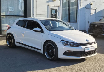Подержанный автомобиль Volkswagen Scirocco 2011 года (3 фото)