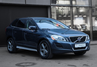 Подержанный автомобиль Volvo XC60 2011 года (3 фото)