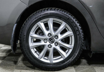 Подержанный автомобиль Mazda 3 Sedan 2016 года (5 фото)