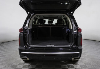 Подержанный автомобиль Exeed VX 2023 года (28 фото)