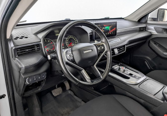 Подержанный автомобиль Haval Jolion 2022 года (16 фото)