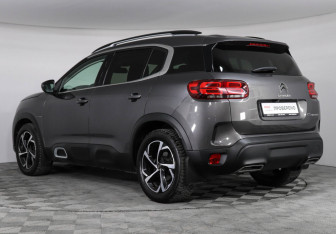 Подержанный автомобиль Citroen C5 Aircross 2019 года (7 фото)