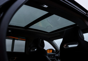 Подержанный автомобиль Changan UNI-K 2024 года (18 фото)