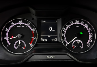 Подержанный автомобиль Skoda Octavia Liftback 2018 года (13 фото)