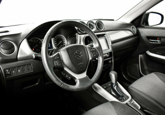 Подержанный автомобиль Suzuki Vitara 2016 года (9 фото)
