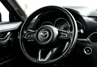 Подержанный автомобиль Mazda CX-5 2021 года (12 фото)