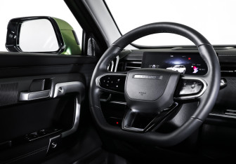 Подержанный автомобиль Jaecoo J7 2024 года (13 фото)