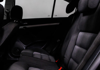 Подержанный автомобиль Skoda Octavia Liftback 2006 года (12 фото)