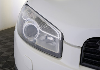 Подержанный автомобиль Nissan Qashqai 2013 года (10 фото)