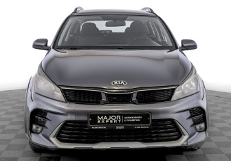 Подержанный автомобиль Kia Rio Hatchback 2021 года (2 фото)