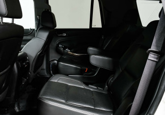 Подержанный автомобиль Chevrolet Tahoe 2016 года (13 фото)