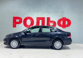 Подержанный автомобиль Volkswagen Polo Sedan 2016 года (6 фото)