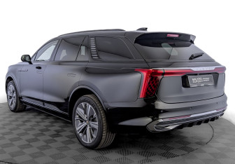 Подержанный автомобиль Hongqi E-HS9 2022 года (7 фото)