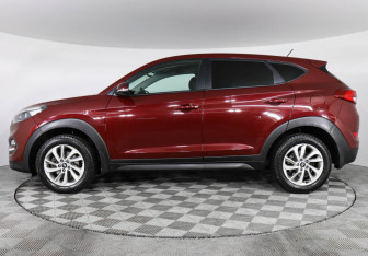Подержанный автомобиль Hyundai Tucson 2016 года (8 фото)
