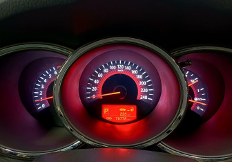 Подержанный автомобиль Kia Sorento 2011 года (30 фото)