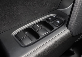 Подержанный автомобиль Hyundai Creta 2016 года (14 фото)