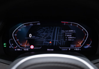 Подержанный автомобиль BMW X7 2021 года (11 фото)