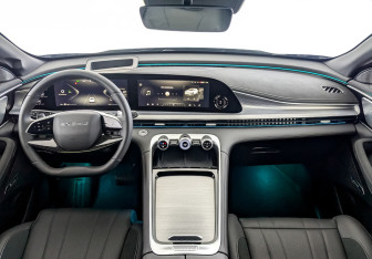 Новый Exeed TXL 2024 (10 фото)