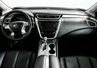 Подержанный автомобиль Nissan Murano Suv 2018 года (9 фото)