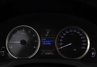 Подержанный автомобиль Lexus IS Sedan 2014 года (9 фото)