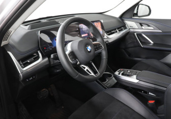 Новый BMW X1 2025 (12 фото)