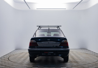 Подержанный автомобиль Daewoo Nexia Sedan 2008 года (6 фото)