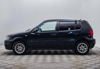 Подержанный автомобиль Volkswagen Polo Hatchback 2000 года (2 фото)