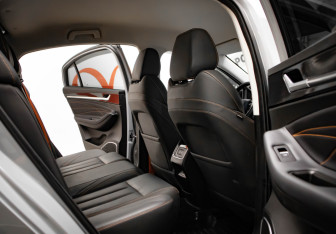 Подержанный автомобиль Omoda S5 GT 2023 года (30 фото)