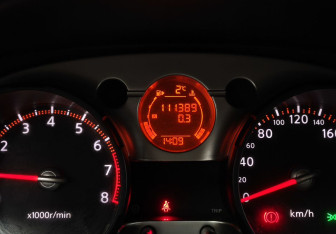 Подержанный автомобиль Nissan Qashqai 2009 года (15 фото)