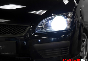 Подержанный автомобиль Ford Focus Sedan 2007 года (19 фото)