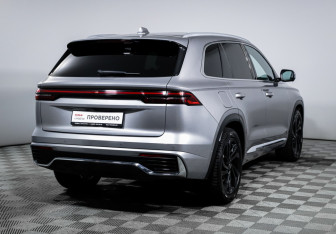 Подержанный автомобиль Geely Monjaro 2024 года (5 фото)