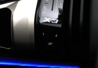 Подержанный автомобиль BMW X3 2025 года (20 фото)