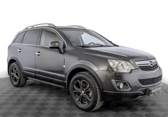 Подержанный автомобиль Opel Antara 2015 года (3 фото)