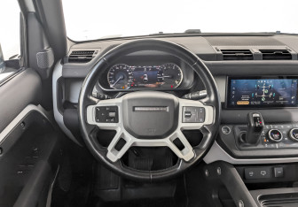 Подержанный автомобиль Land Rover Defender Suv 2021 года (22 фото)
