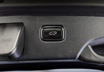 Подержанный автомобиль Kia Sorento 2016 года (27 фото)