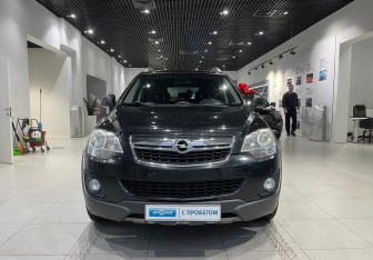 Подержанный автомобиль Opel Antara 2013 года (2 фото)