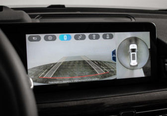 Подержанный автомобиль Exeed VX 2023 года (17 фото)