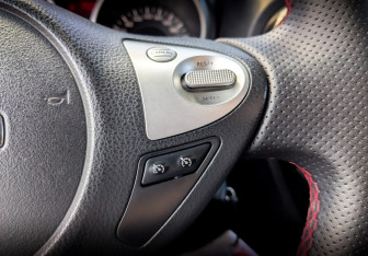 Подержанный автомобиль Nissan Juke 2018 года (27 фото)