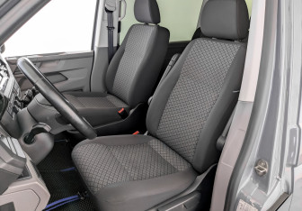 Подержанный автомобиль Volkswagen Caravelle 2020 года (20 фото)